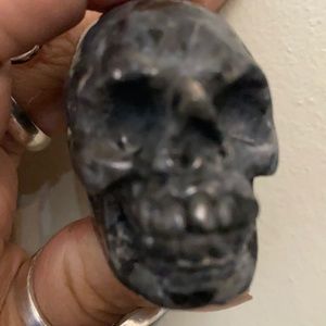 2” skull gemstone carving larvakite